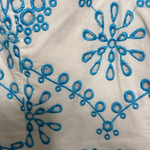 Lilly Pulitzer-Lilly Yanne Flutter Sleeve Eyelet midi dress - Picture 4 of 4